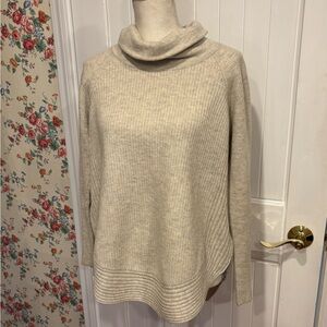VINCE Wool Cashmere Cozy Cream Turtleneck Sweater Small Side zipper detail